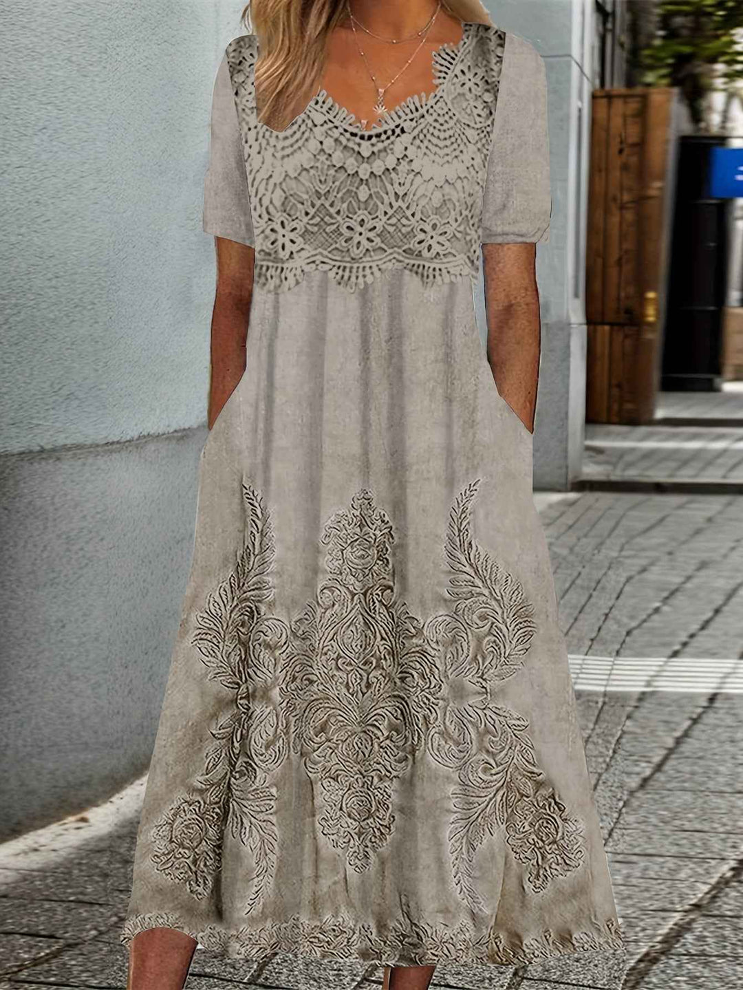 Indigo | Elegancka sukienka w kwiaty