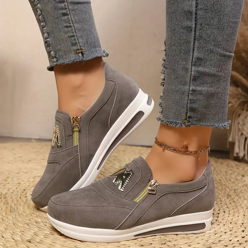 Modne sneakersy