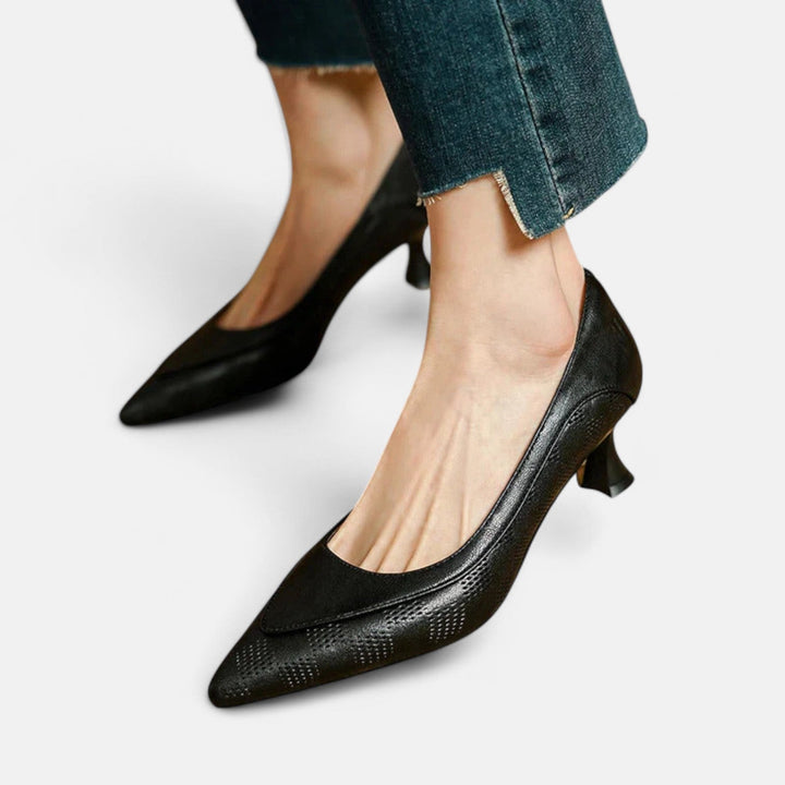 Skórzane buty na obcasie