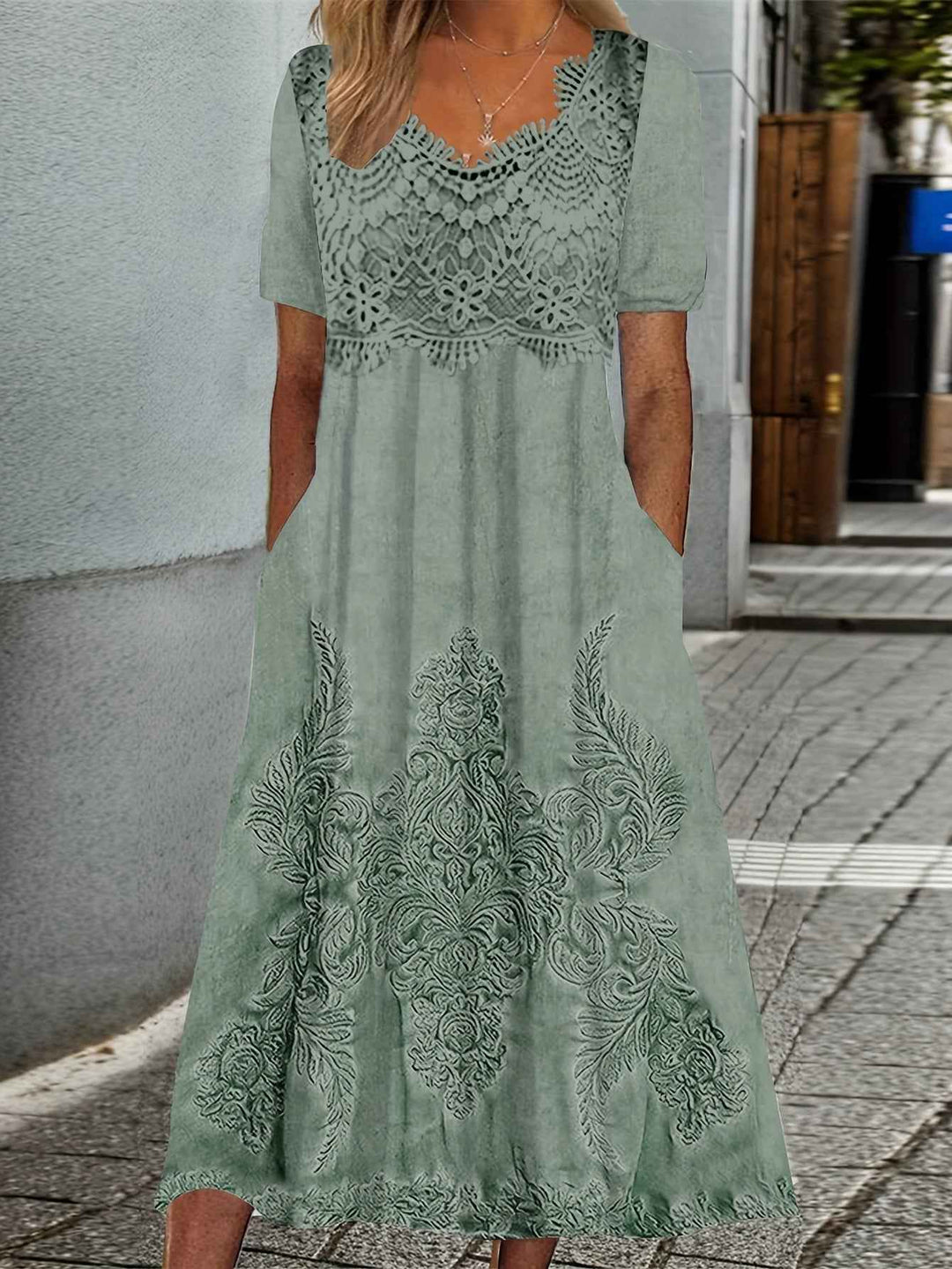 Indigo | Elegancka sukienka w kwiaty